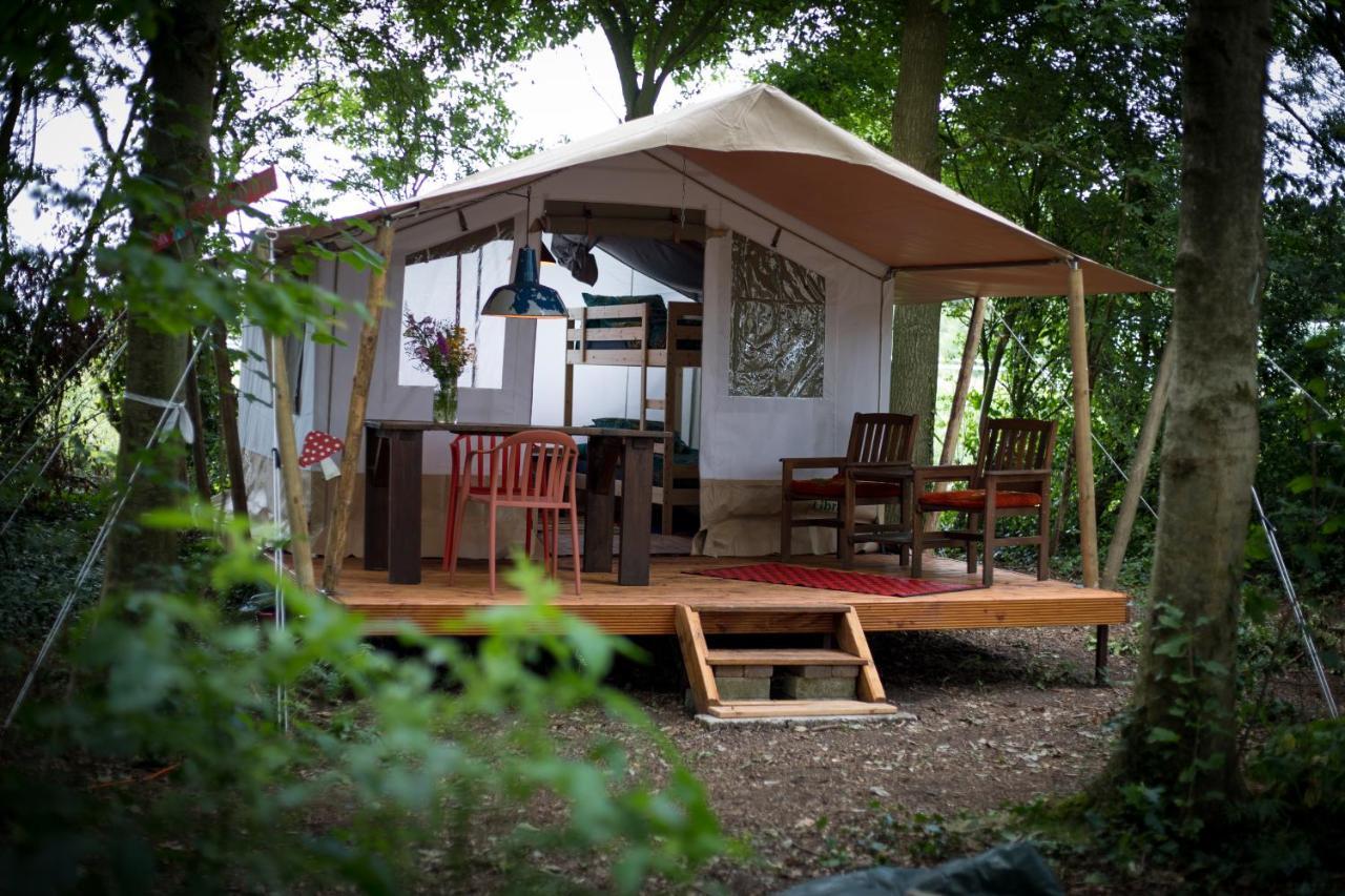 Eco-Camping De Helleborus, Yurt, Bell & Safari Tent, Pipo, Caravans, Dorms And Units Groningen Kültér fotó